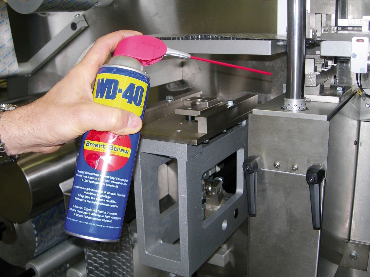 WD-40 Multi-Purpose Smart Straw, Precise Spray, Rust Protection - 400ml