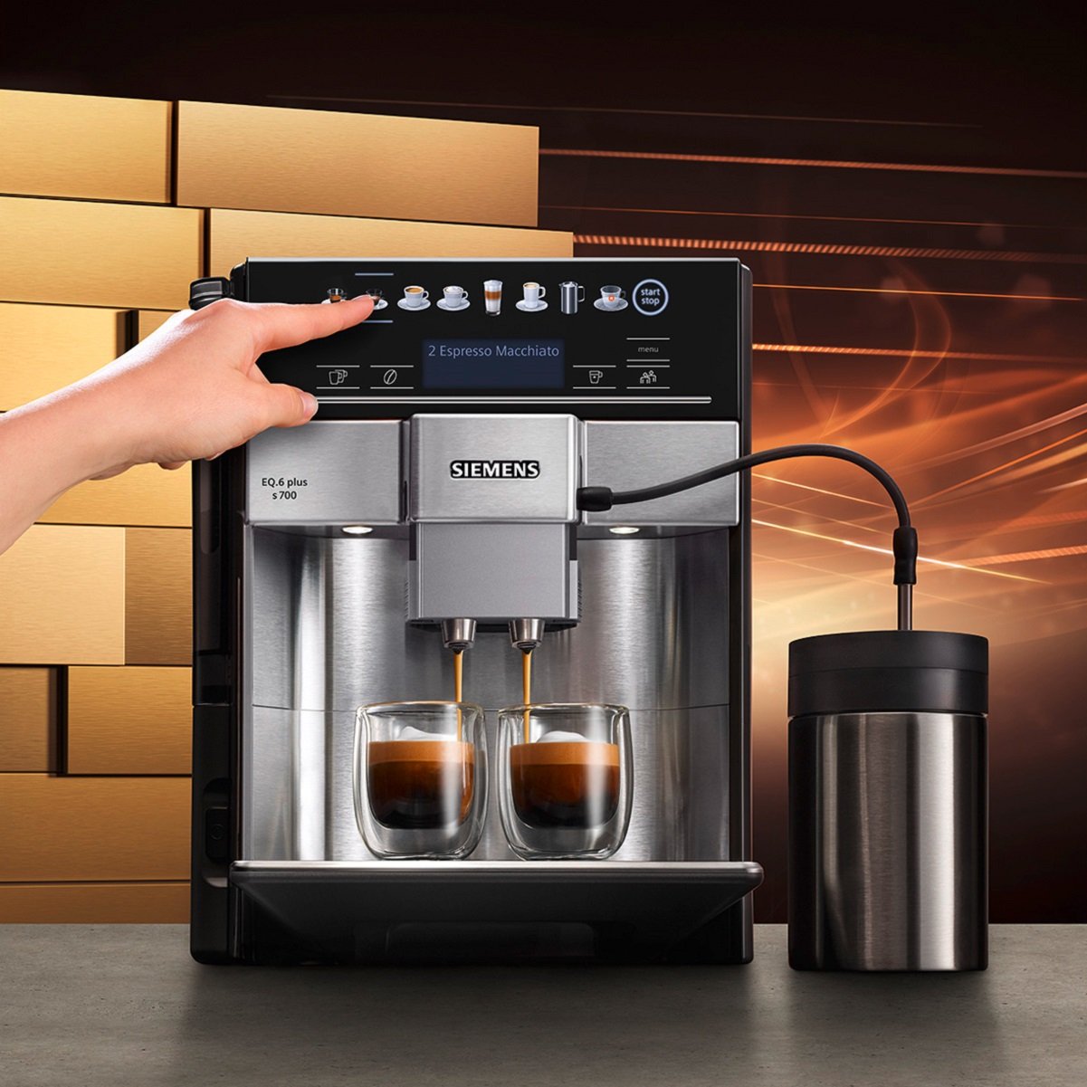 SIEMENS (EQ6 Plus S700 TE657503DE) fully automatic coffee machine: 1500W