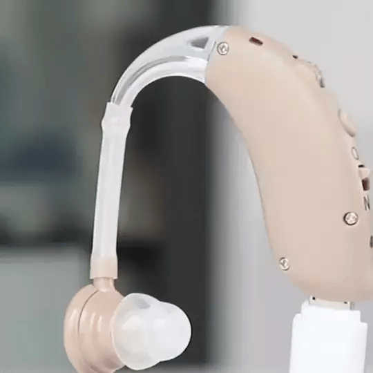 BTE-Hörverstärker: Tragbar, USB Wiederaufladbar | Hörgerät für Senioren - Preview GIF